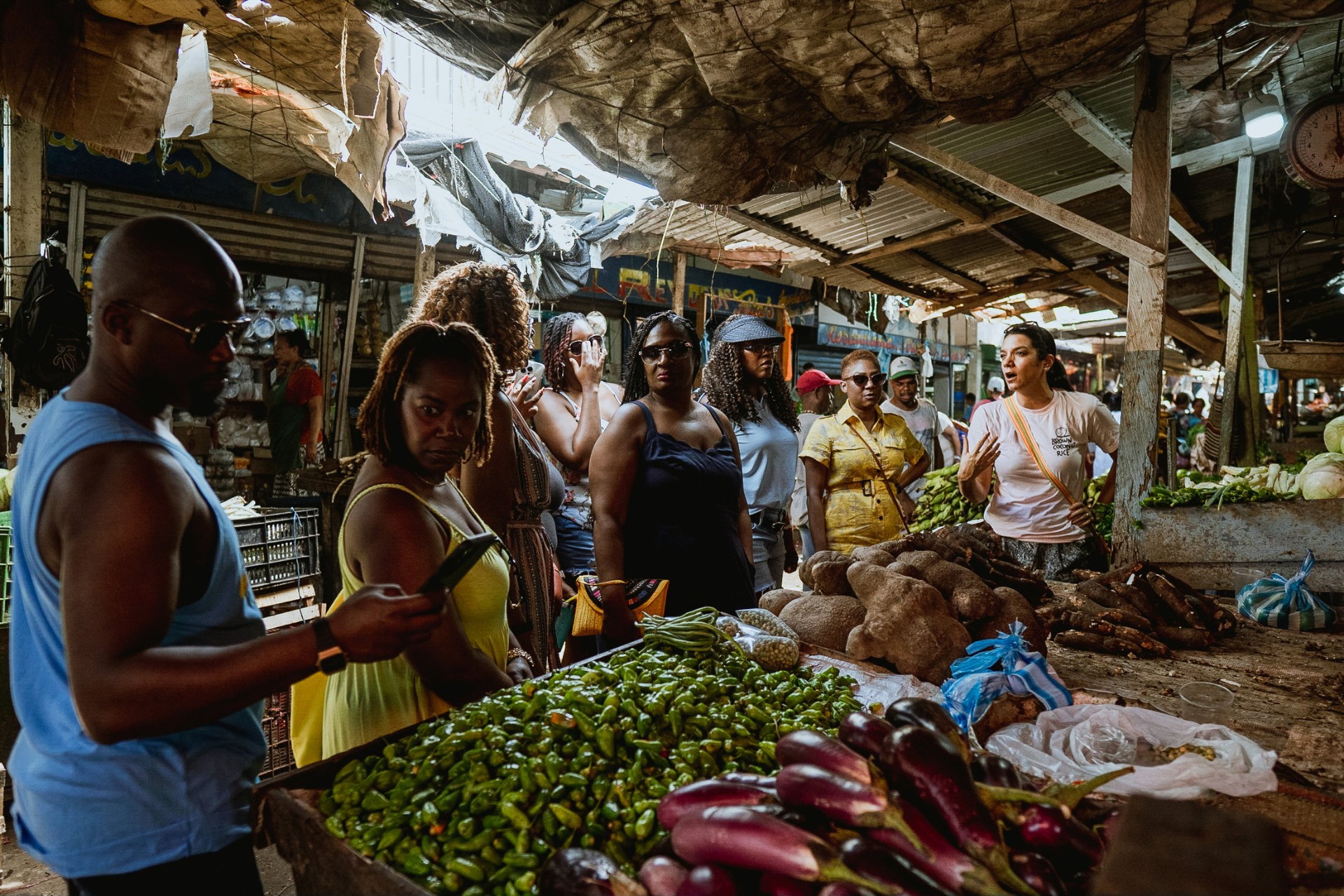 Recorrido guiado por el Mercado de Bazurto en Cartagena